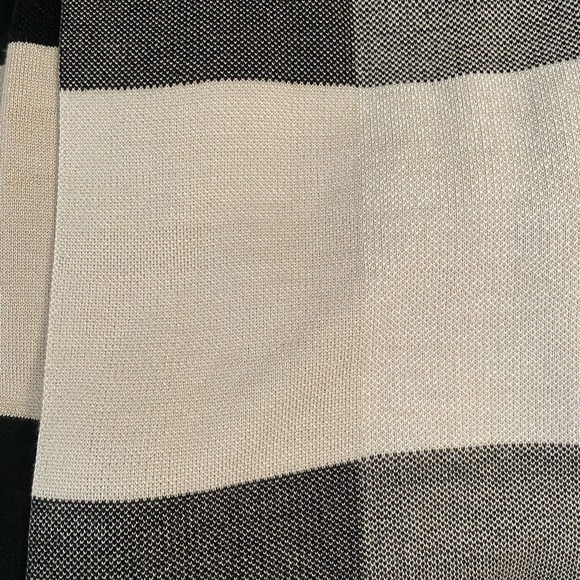 Leo & Nicole plaid open front Sweater Vest Long cardigan women’s size Small - Picture 12 of 13